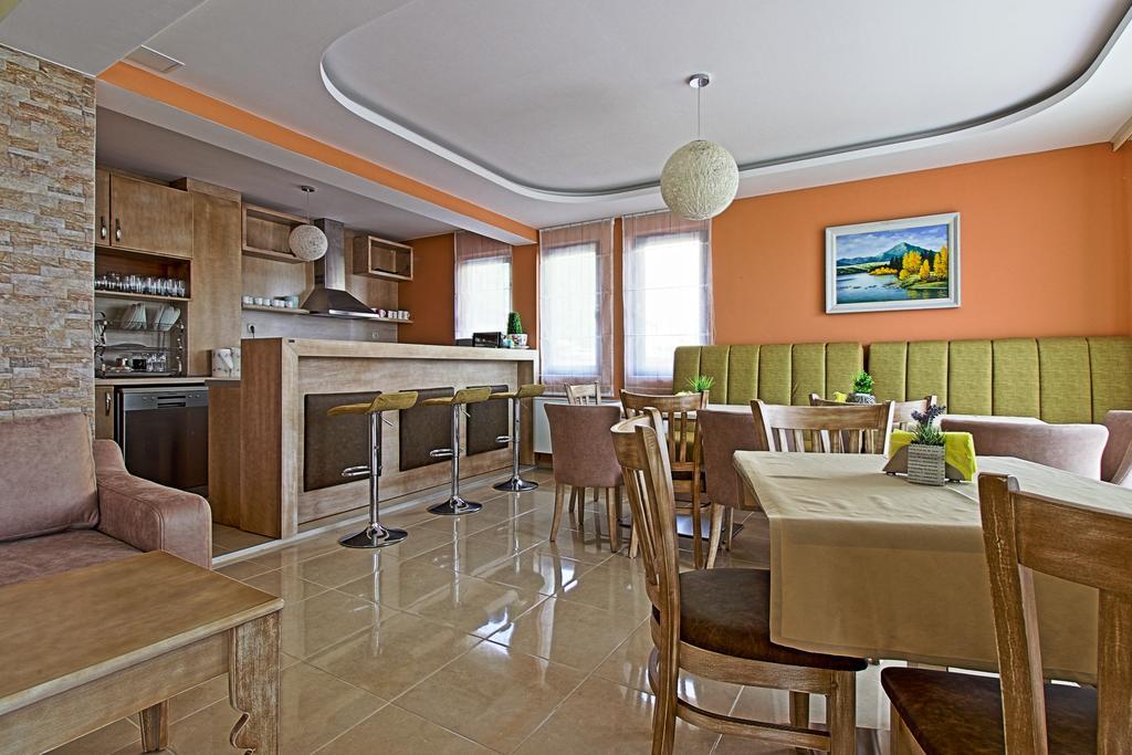 Hotel White House à Ognyanovo  Extérieur photo